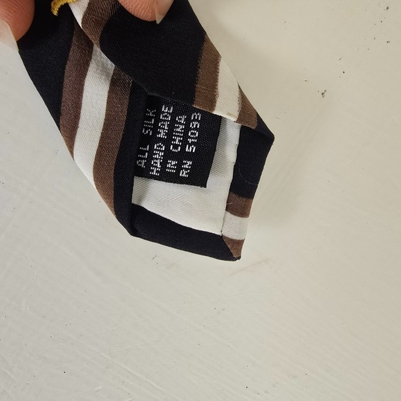 Ed Hardy by Christian Audigier Men Tiger Silk Tie Retro Bold Statement Piece - Picture 8 of 8